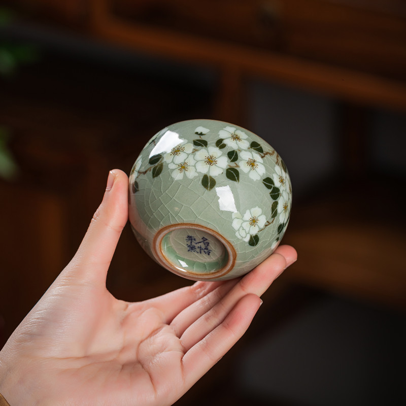 景德镇陶瓷茶具茶杯 手绘梨花高端主人杯 老陶泥釉下彩单杯全手工