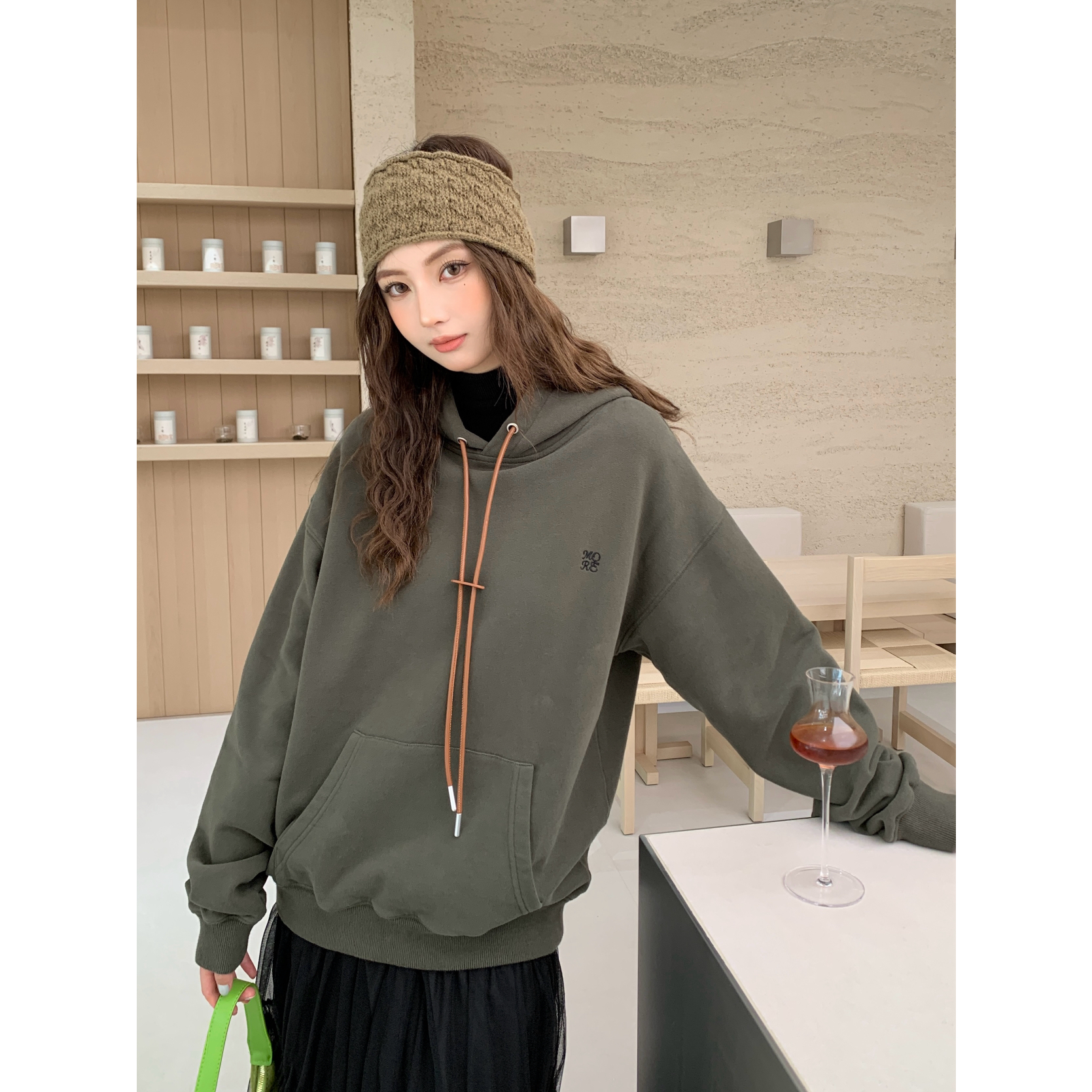 11AN-设计感百搭宽松时尚简约卫衣女A61763