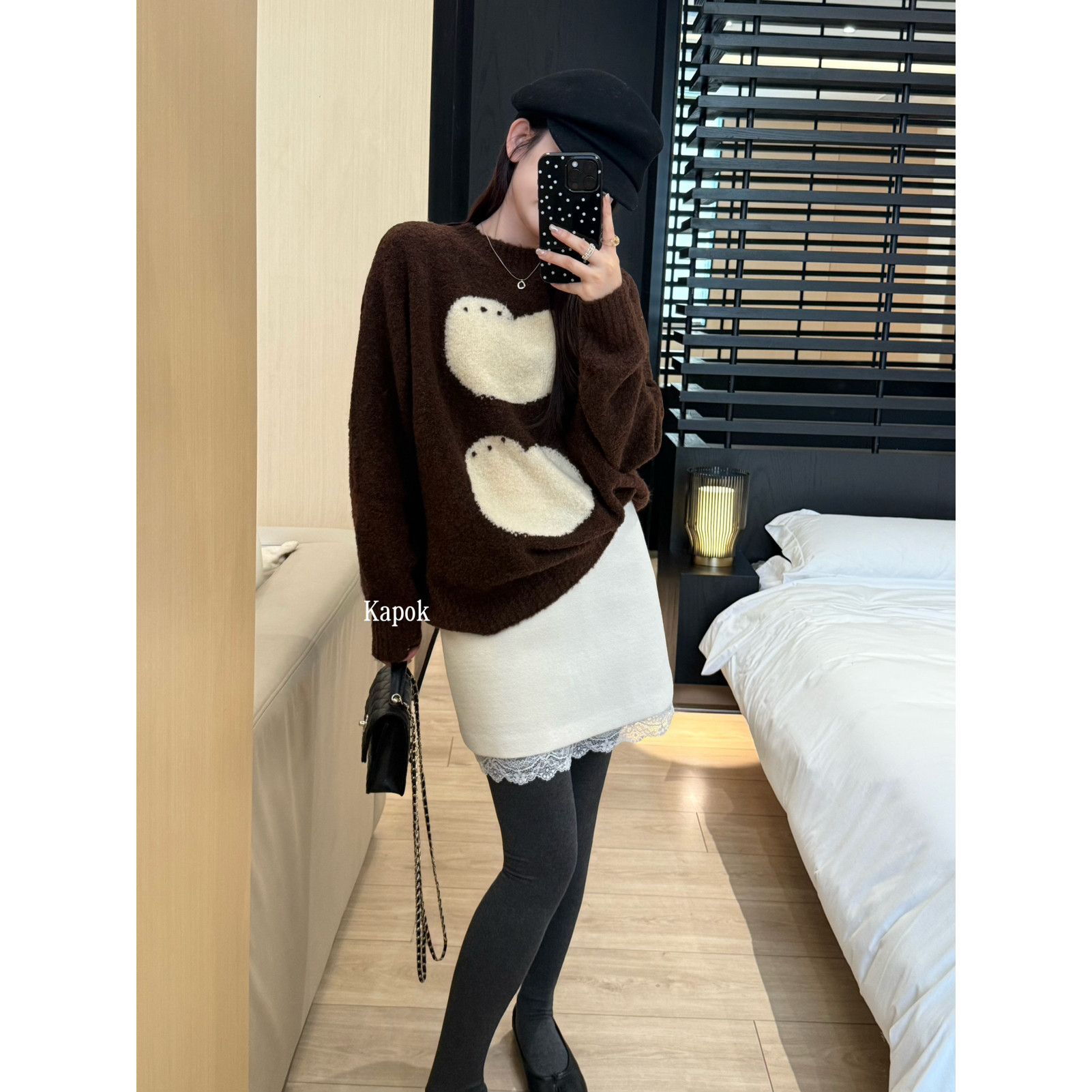 KAPOK-冬季新款韩版苹果刺绣宽松套头加厚保暖羊毛毛衣女25F1205
