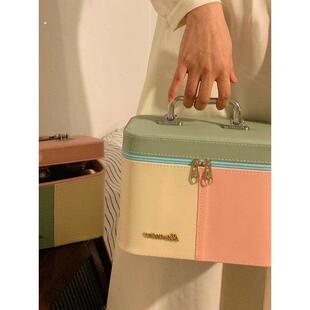 超级流行的可爱便携式2024女性旅行立体化妆化妆包小手提箱与镜子