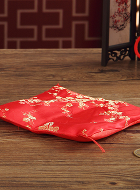 招财猫摆件配件定制红垫绣金梅花纹PP绵红布垫红色中国风小物件垫