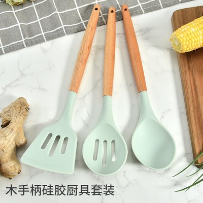 新品Wooden handle silicone kitchenware set kitchen cooking s