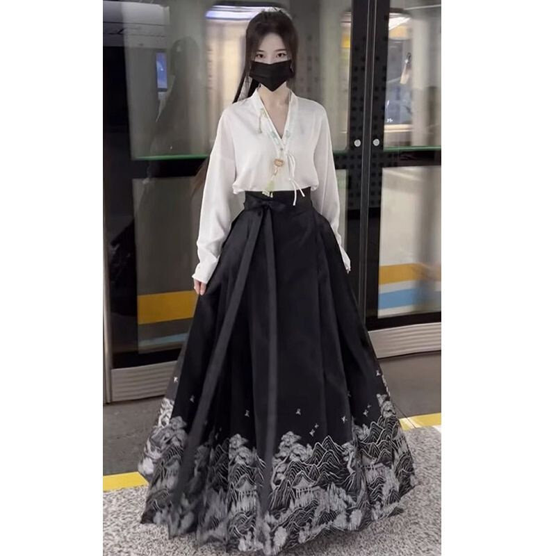秋装女装古装两件套新中式国风改良版汉服上衣显瘦遮肉马面裙套装