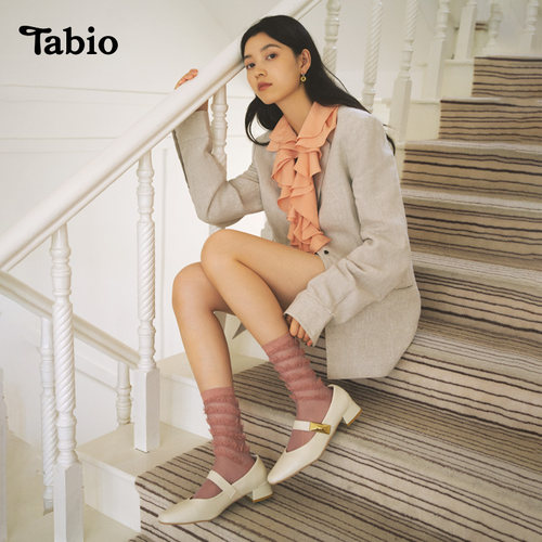Tabio蓬松毛绒斜条纹玻璃丝袜女