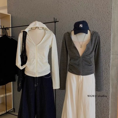 条纹拉链连帽上衣秋穿搭卫衣开衫