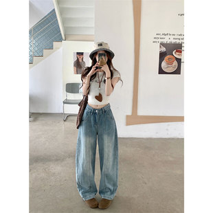 2026春季新款复古弯刀阔腿牛仔裤女设计感高腰显瘦宽松直筒长裤子