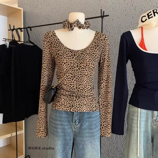 穿搭 T恤巨好看轻熟上衣早秋绝美薄款 美式 复古设计感豹纹辣妹长袖