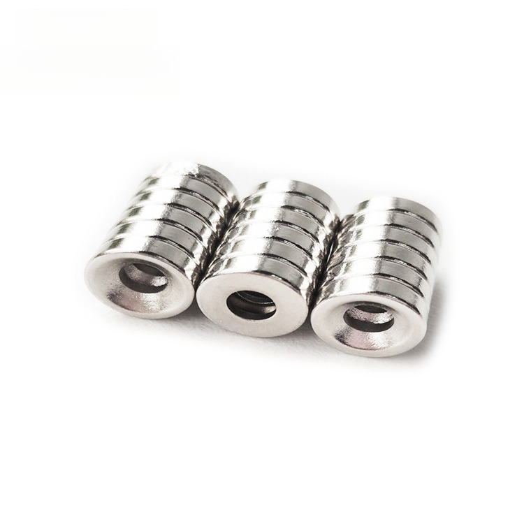 圆形打孔D8x3/45孔3mm沉头螺丝孔