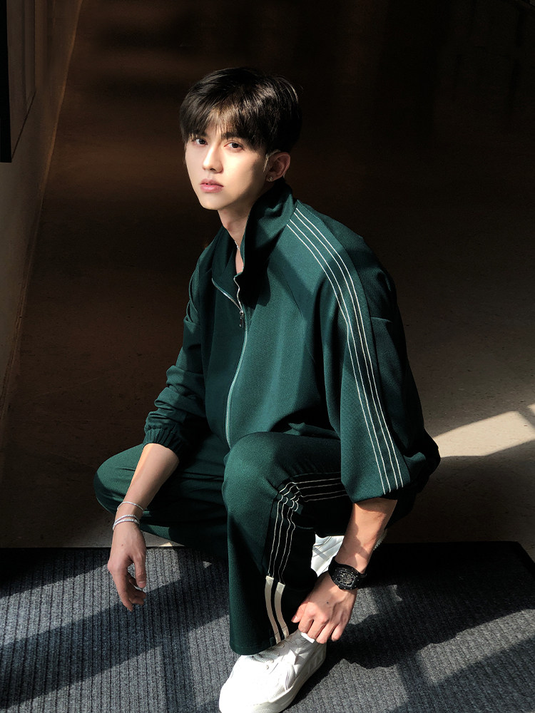 徐志滨soleil春季韩版学院风运动服时尚休闲套装男宽松情侣两件套