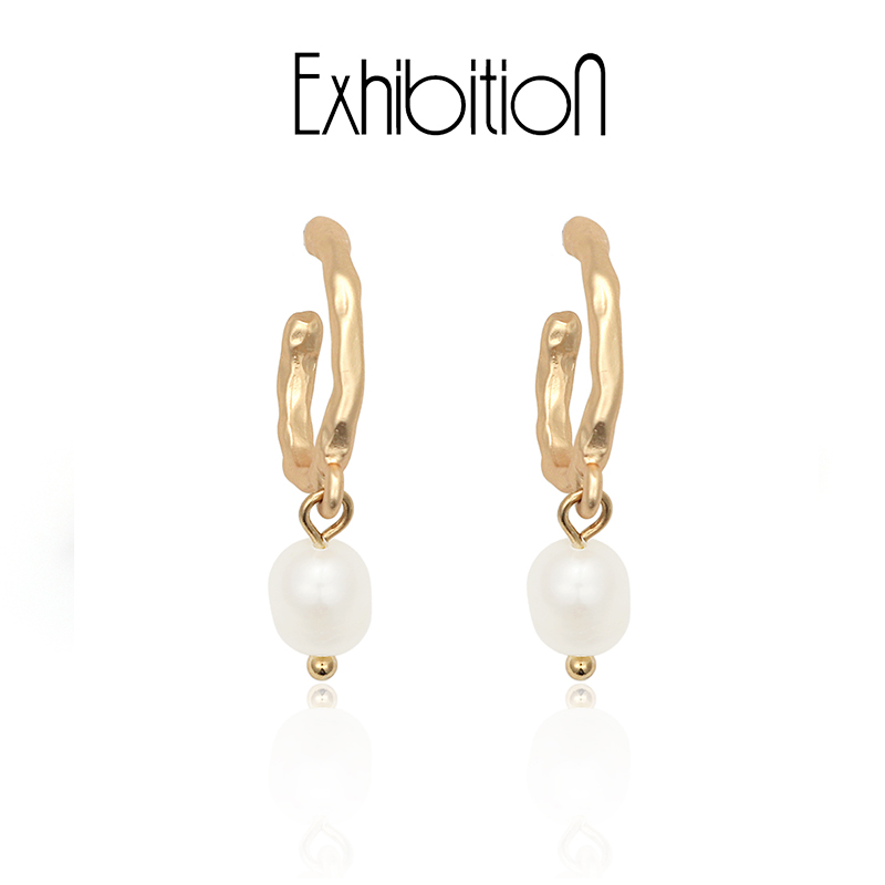 女百搭淡水珍珠短款s925银针耳环