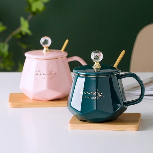 陶瓷轻奢带盖带勺办公室水杯