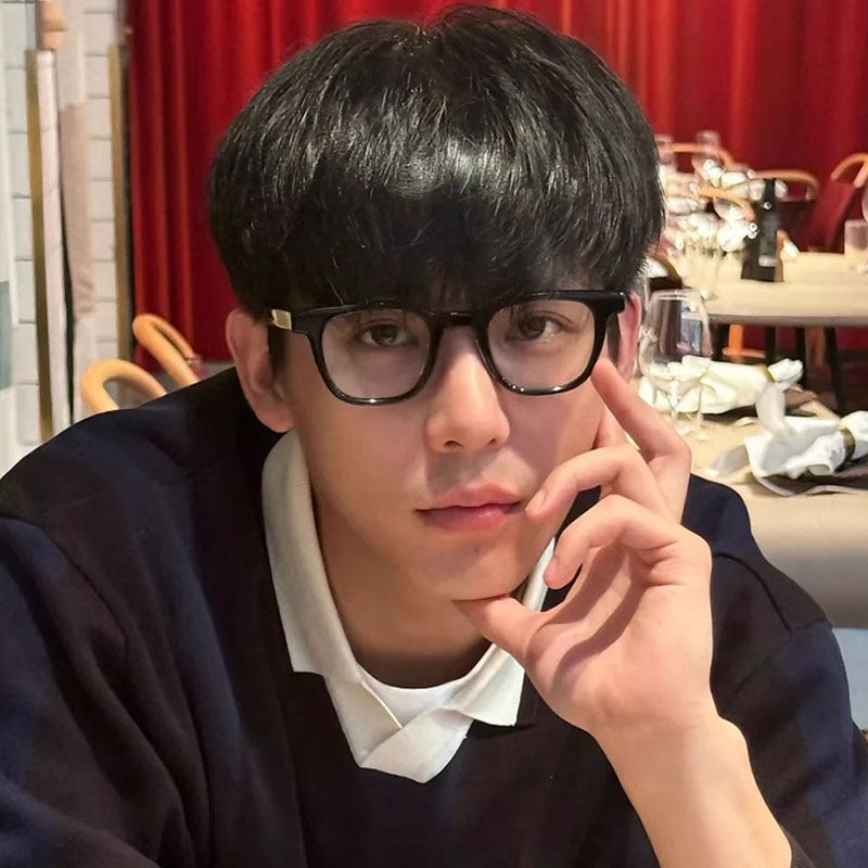 王安宇同款小方框黑色素颜眼镜框