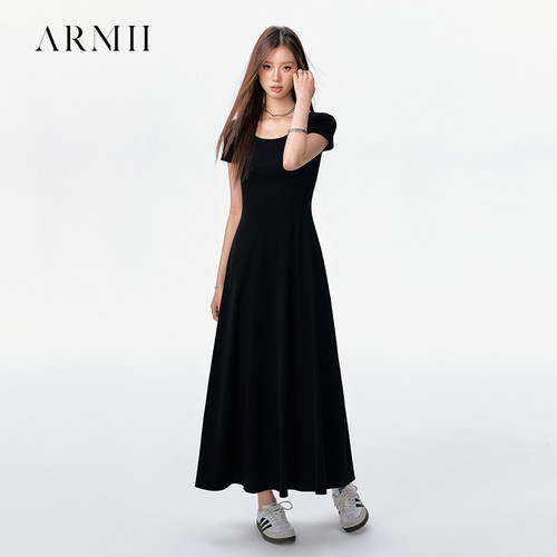 ARMII 气质纯色修身短袖连衣裙女夏季垂感中长款大摆裙子