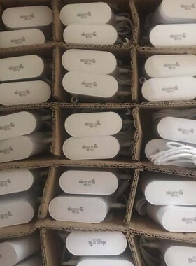 适用德尔玛VC20S20CPor21SVC22VC25吸尘器VC22S充电器18V500MA27v