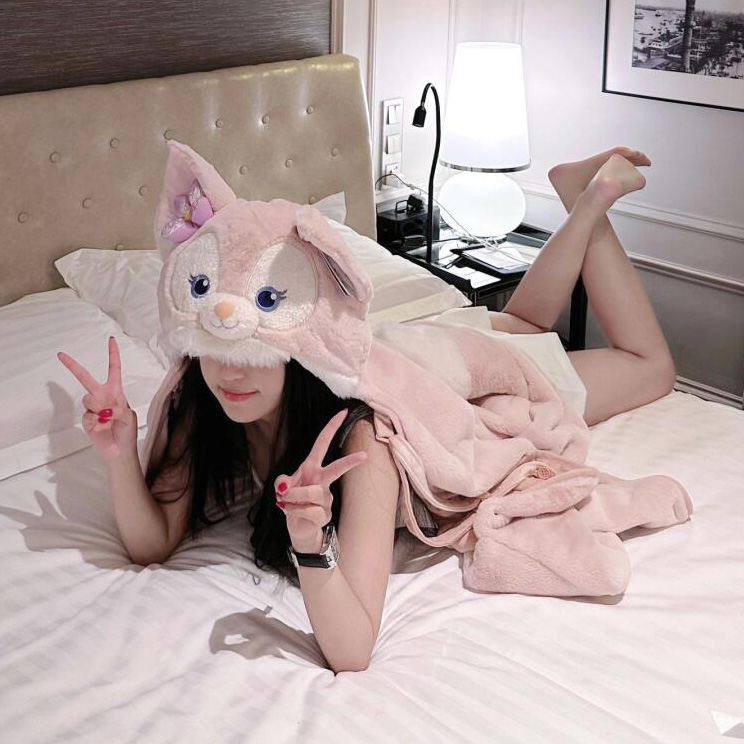 玲娜贝儿毛毯迪士尼饼饼连帽披肩毯子加厚斗篷办公室午睡空调毯冬