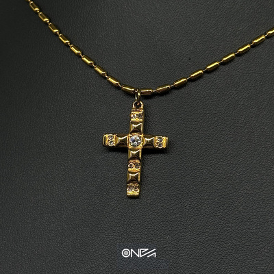 ONEPART不掉色复古十字锆石米珠链男女通用锁骨链钛钢项链