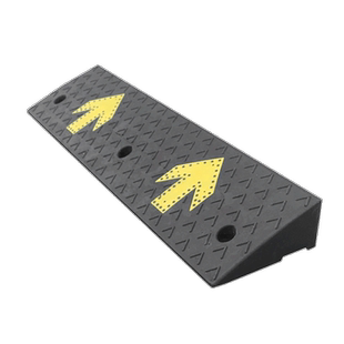 Y汽车垫板减速车库小区减速垫斜波台阶垫门口爬坡路沿坡垫坡度上