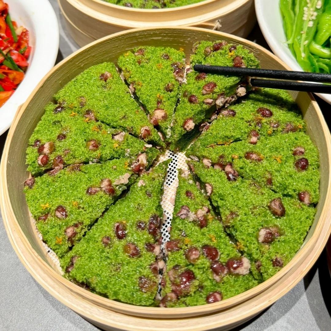 青汁松糕麦青红豆糕软糯蒸糕点