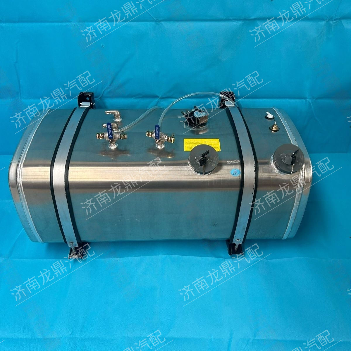 订做定制农用货车水加热加厚铝合金油箱豪沃福田东风解放陕汽改装