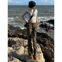 Зеленый, длинный