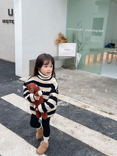 秋冬新款韩风男女童高龄条纹毛衣