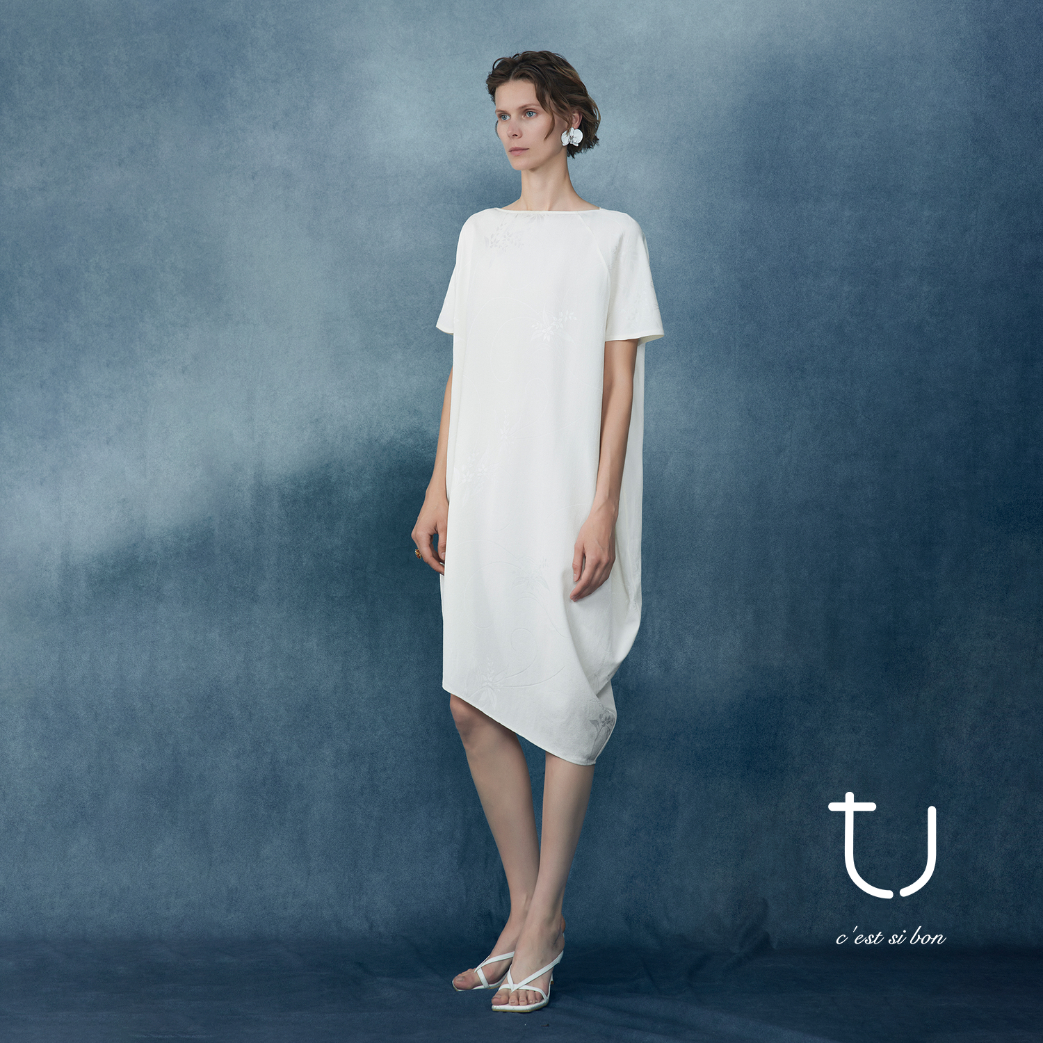 TU女装优雅气质宽松连衣裙提花