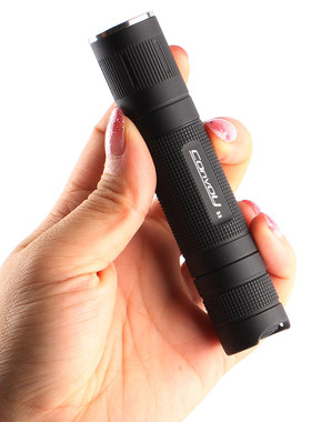 Convoy S3黑色小直手电筒一体仓XML2 SST20 219B 7135*8 12组