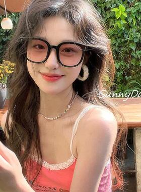 2025新款太阳眼镜女高级感多巴胺风腮红眼镜素颜神器旅行拍照太阳