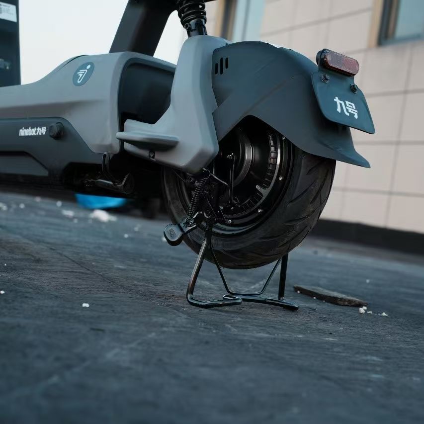 九号电动车V30C中撑双撑