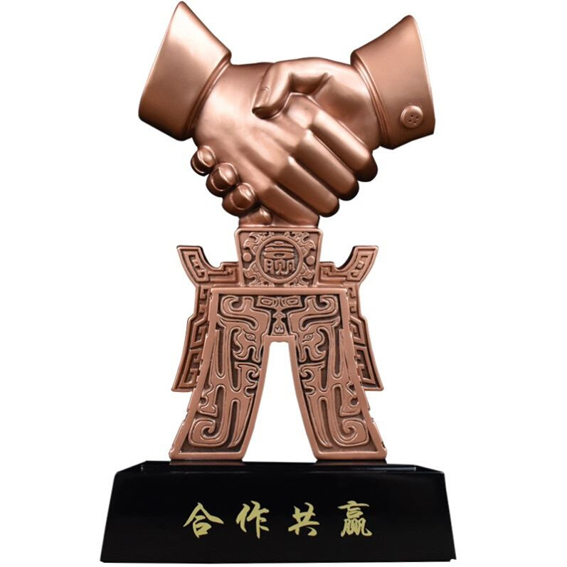 合作诚信共赢握手摆件商务办公室老板办公桌装饰摆设商务礼品刻字
