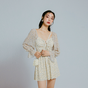 泳衣女夏长袖连体2023新款遮肚显瘦仙女范少女碎花小清新保守泳装