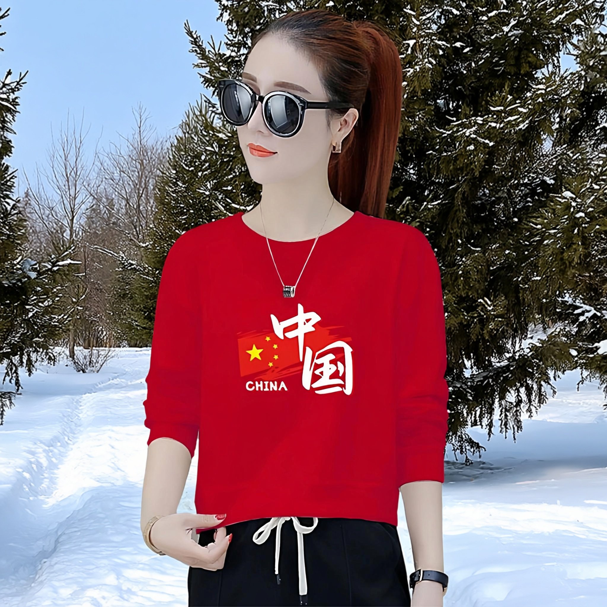 2026年短款中国红喜庆本命年秋冬卫衣新款活动演出百搭圆领上衣女