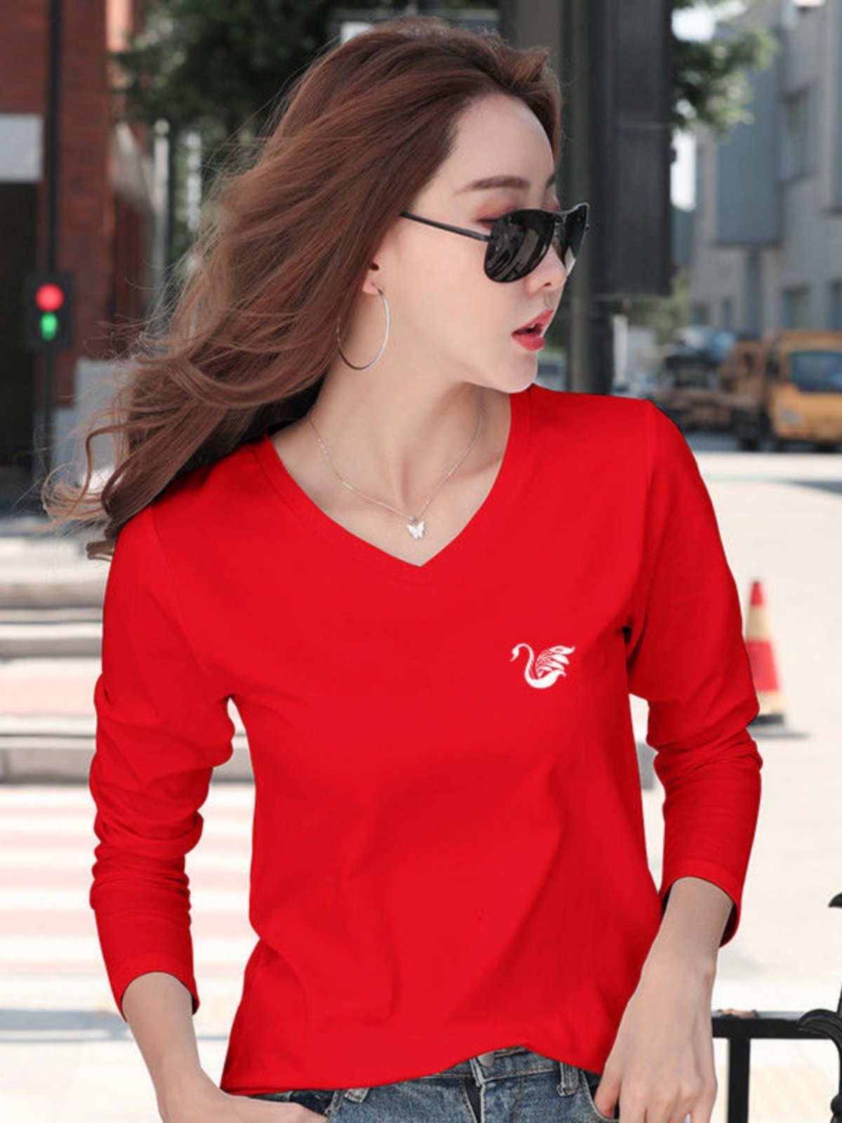 2026新款韩版精梳棉时尚v领长袖t恤女上衣春秋宽松显瘦打底衫外穿