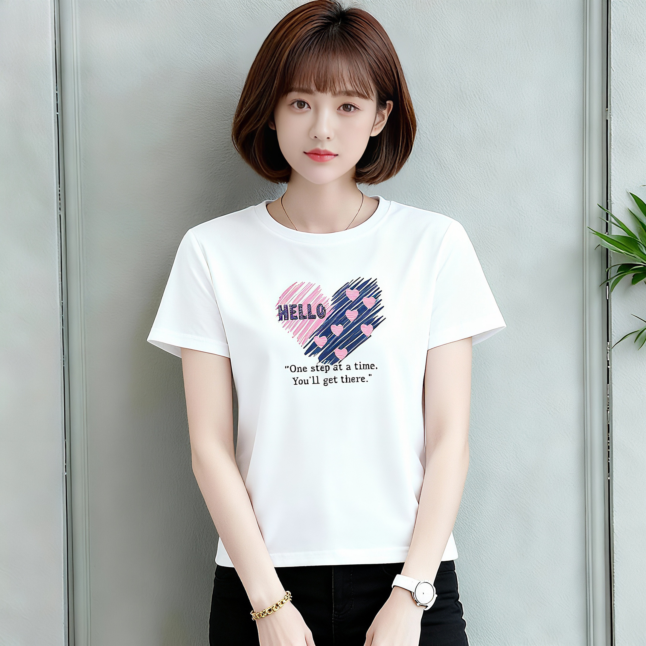 新款t恤女短款时尚印花t恤洋气宽松遮显瘦小个子简约休闲百搭上衣