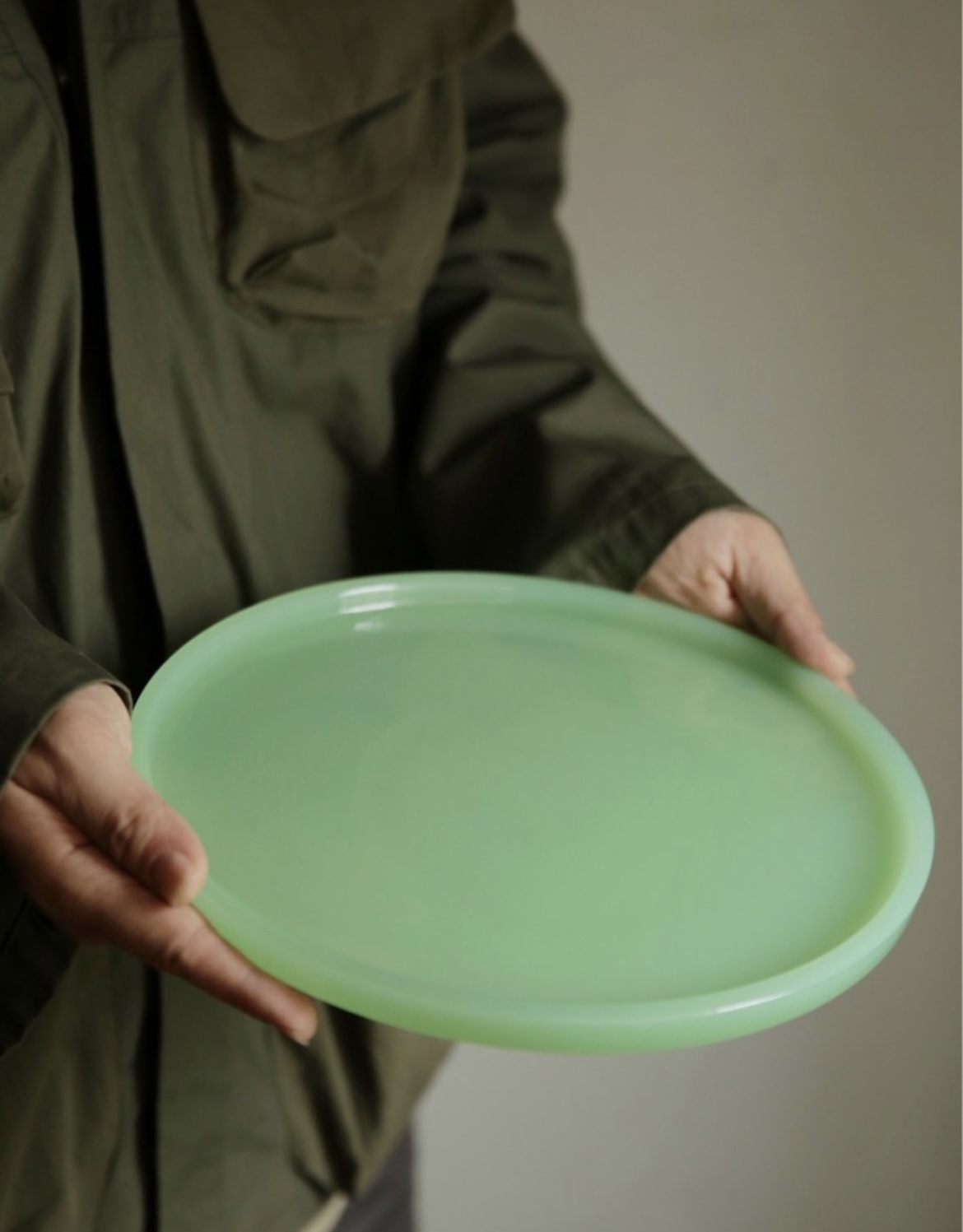 中古绿色奶玻璃茶盘茶台日式油润玉料玻璃盘果盘托盘