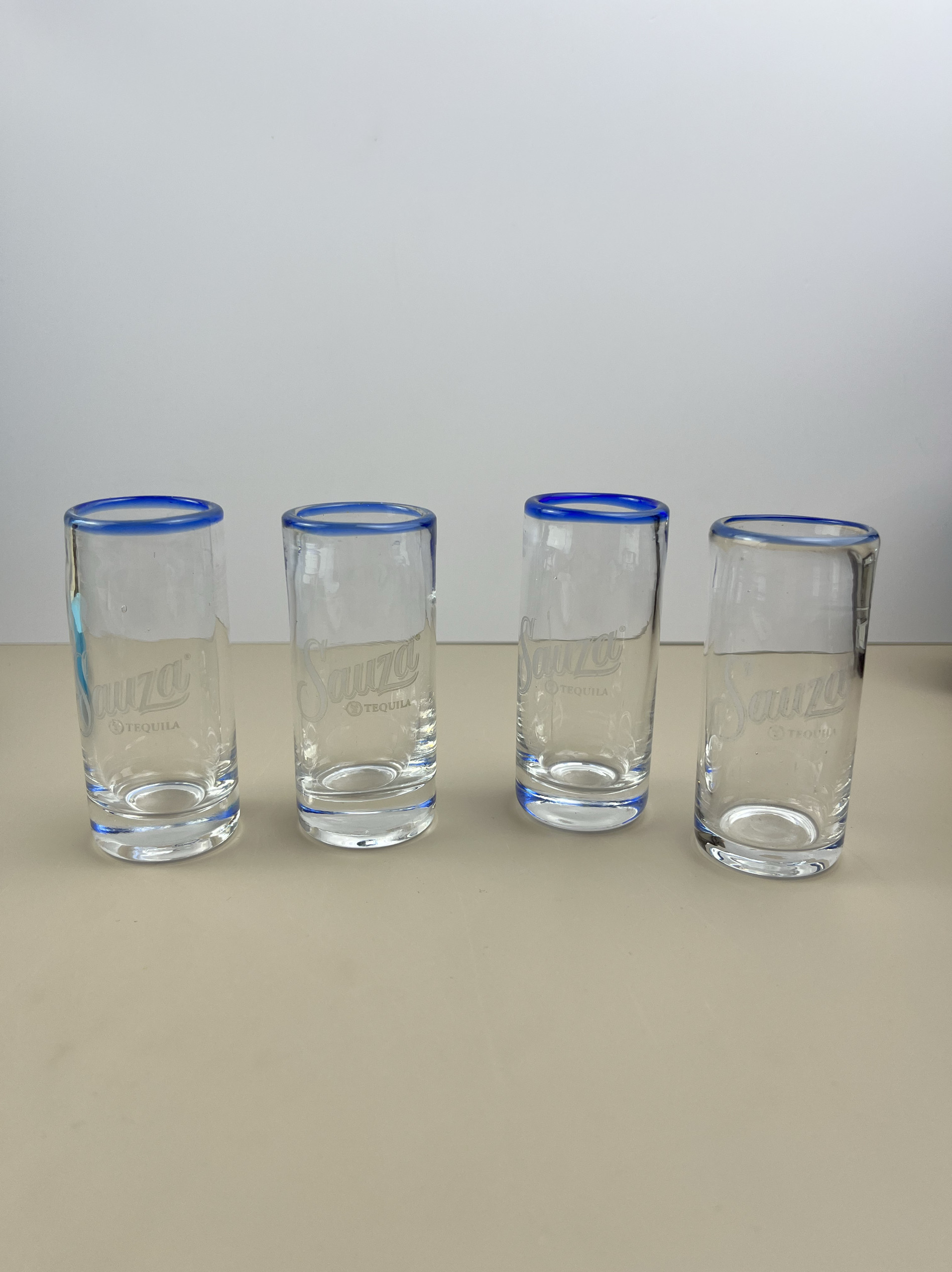 四只装中古vintage重工不规则细管形蓝色杯边洋酒杯龙舌兰酒杯