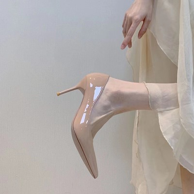 裸色尖头细跟不累脚职业单鞋女