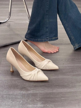 High Heels for Women 2026 New Summer White Soft Leather Pointed Toe Stiletto Shallow Mouth Commuting Etiquette Interview Professional Shoes