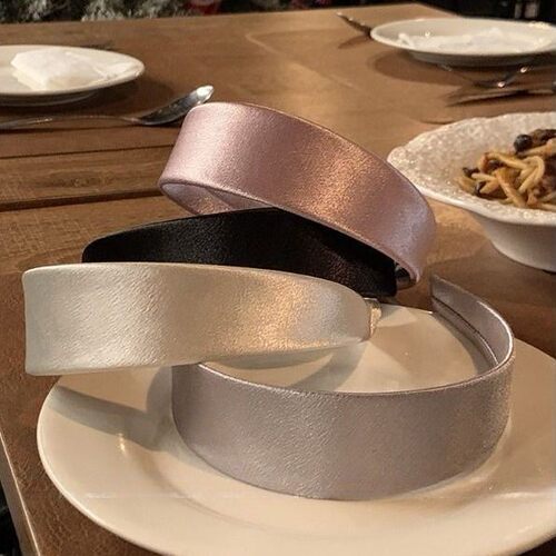 韩系宽边奶油缎面发箍女2026新款