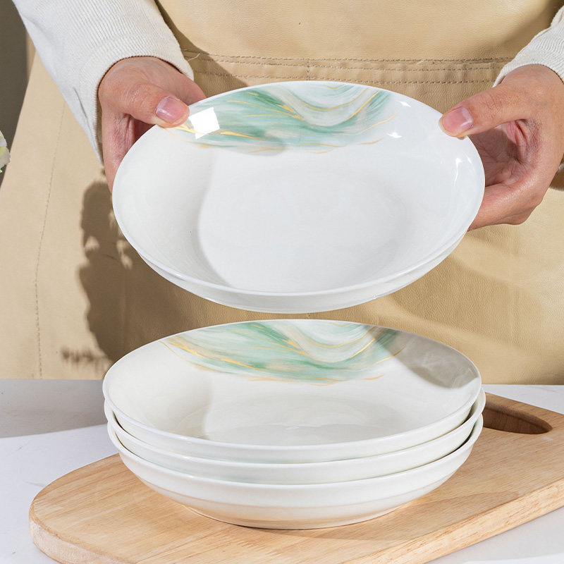 家用陶瓷盘菜盘家用2026新款高颜值高档花卉餐具可微波好看的盘