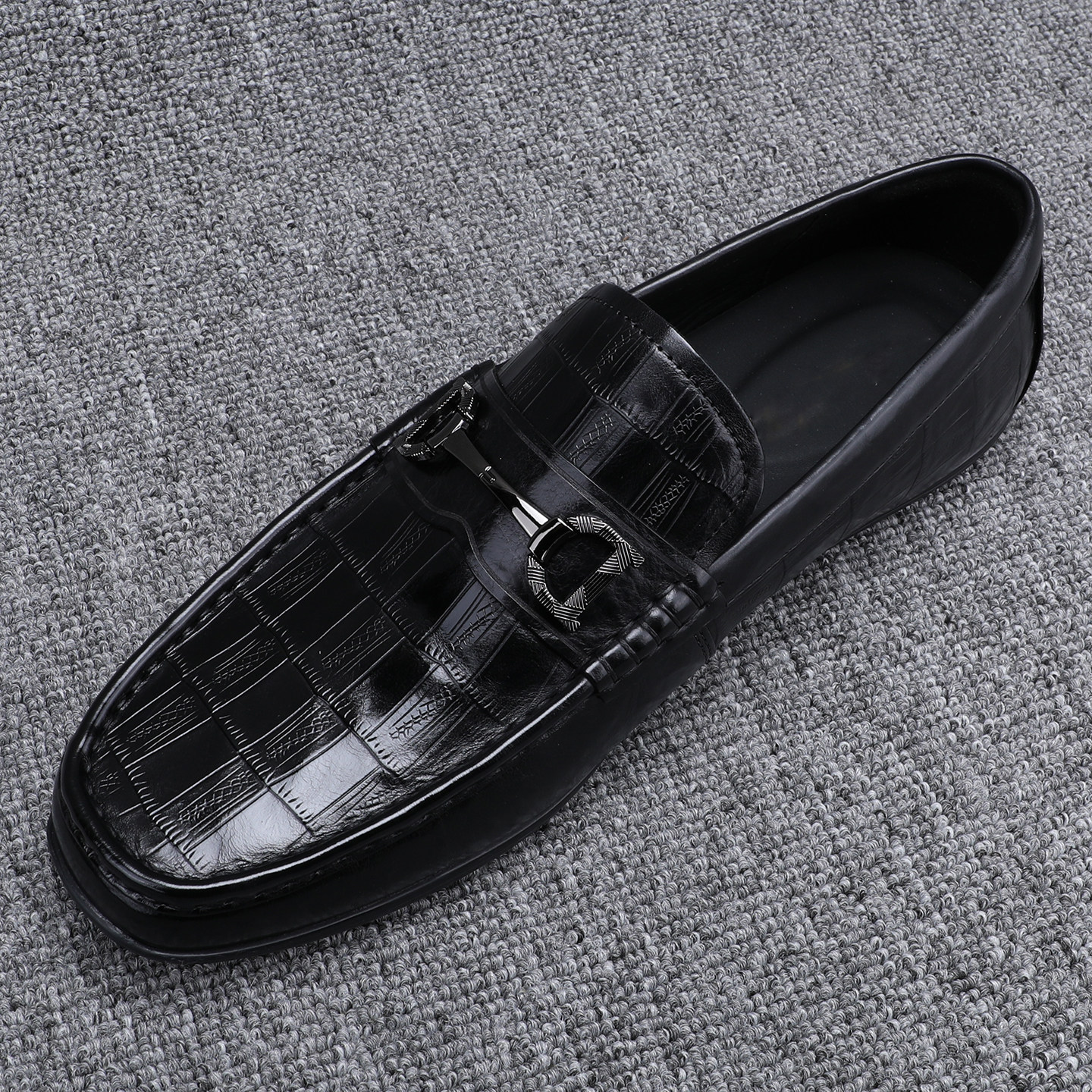 时尚真皮豆豆鞋男款休闲风百搭一脚蹬软底透气鳄鱼纹压花男士皮鞋
