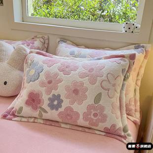 卡通小新冬季牛奶绒枕套加绒一对家用珊瑚绒单人枕头套装单个冬天