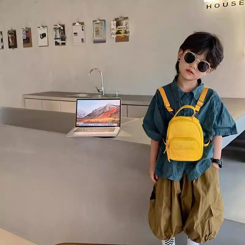 宝宝外出迷你轻便小背包儿童包2026新款帅气男童休闲斜挎包双肩包