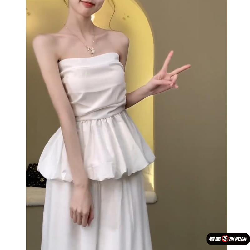 白色蓬蓬花苞短款抹胸上衣女显瘦遮肉收腰裙摆式背心夏季裹胸小衫
