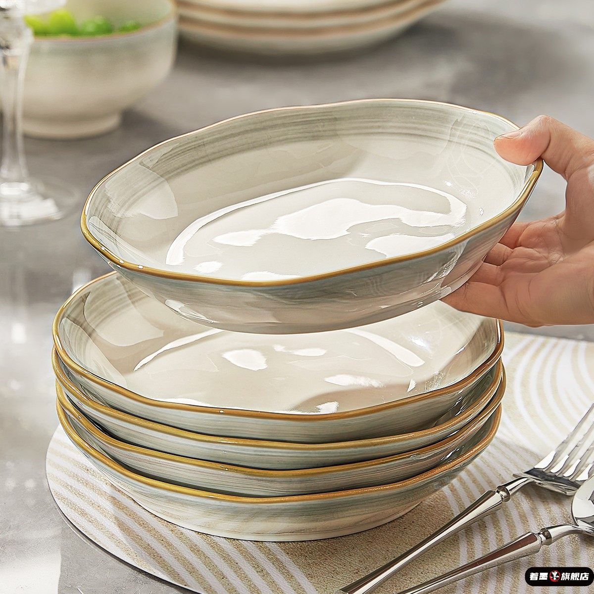 陶瓷盘子菜盘家用盘子2025新款釉下彩深盘高级感炒菜碟子餐盘餐具,餐饮具,盘,淘宝优惠券,粉丝福利购,淘宝优惠卷