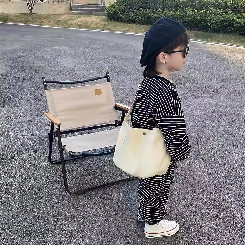 男童休闲外出帅气斜挎包网红儿童挎包男孩单肩包宝宝女孩出行复古