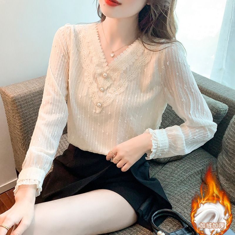 加绒加厚蕾丝衫女秋冬新款V领打底衫时尚内搭上衣气质雪纺衬衫