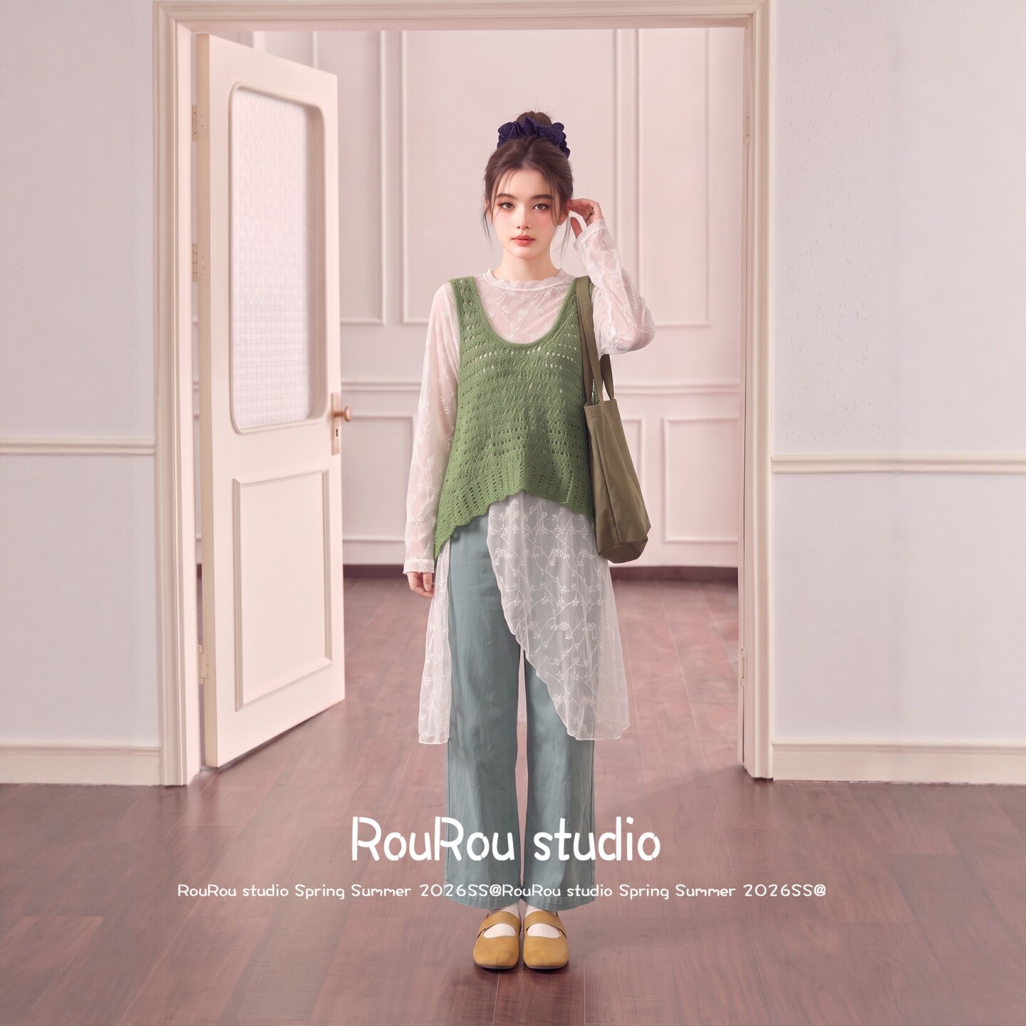 RouRou大码女装韩版蕾丝打底衫+马甲+休闲裤胖mm慵懒三件套秋上新