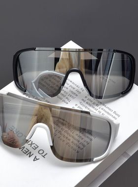 新款未来感方形连体墨镜男女潮户外骑行滑雪防风炫彩太阳眼镜