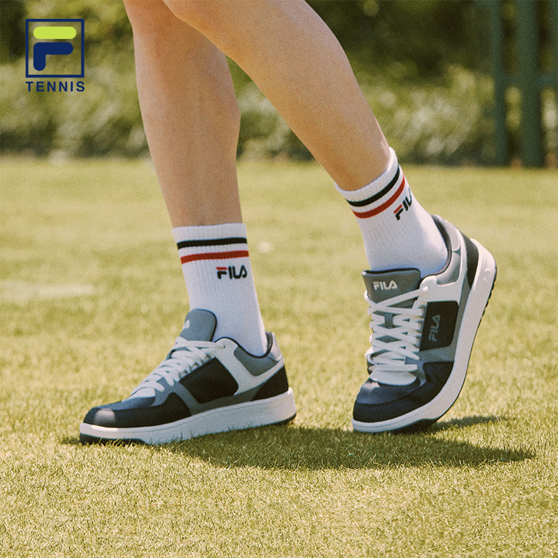 FILA斐乐男子运动板鞋